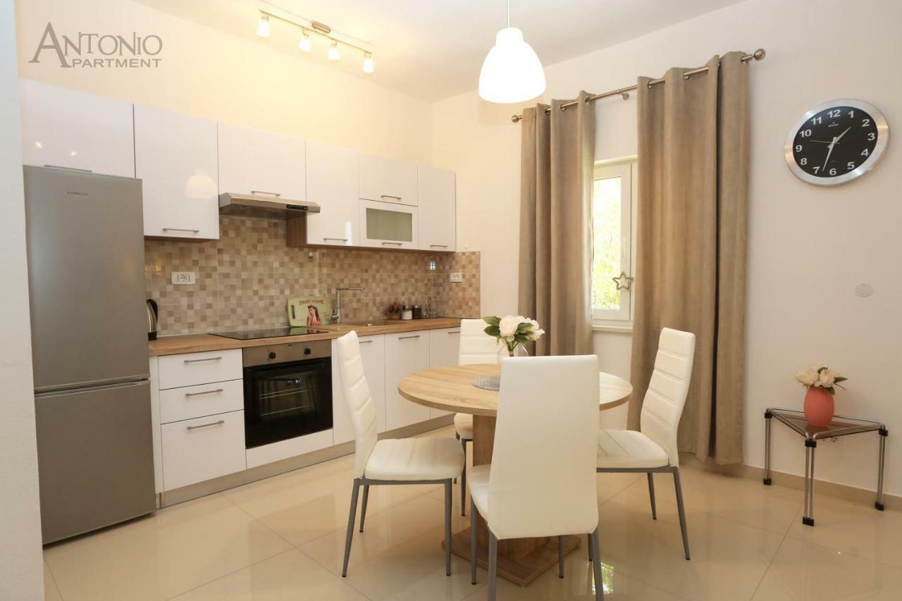 Antonio Apartment Sibenik Exterior photo